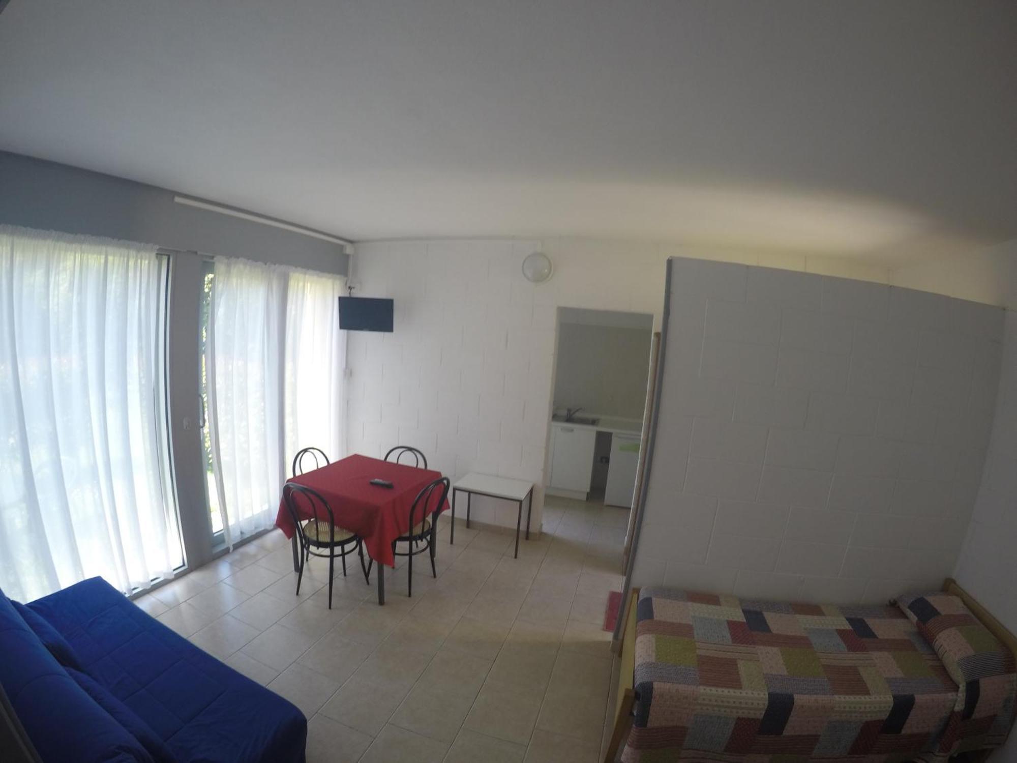 Camping Villaggio Paradiso Domaso Szoba fotó