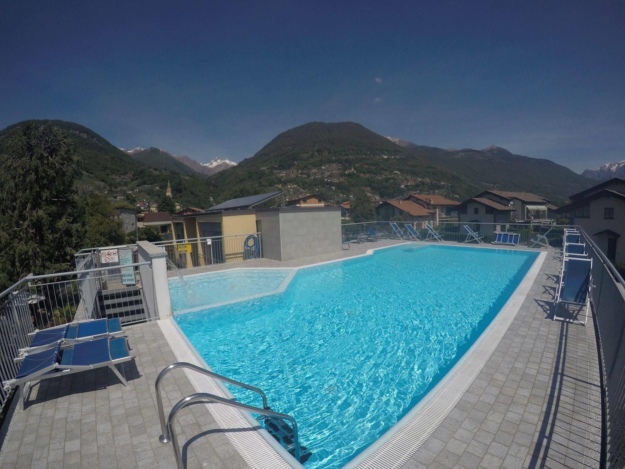 Camping Villaggio Paradiso Domaso Kültér fotó